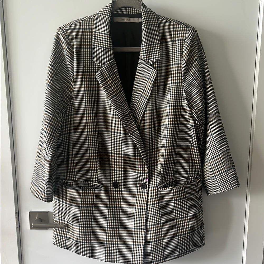 Black and White Double-Breasted Blazer Relaxed Fit